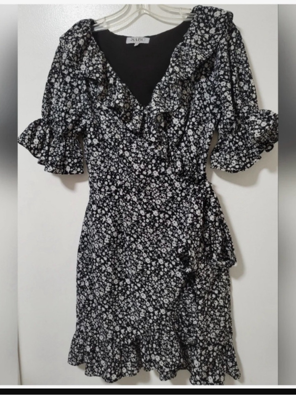 Sabo Black Floral Ruffle Sleeve Wrap Dress